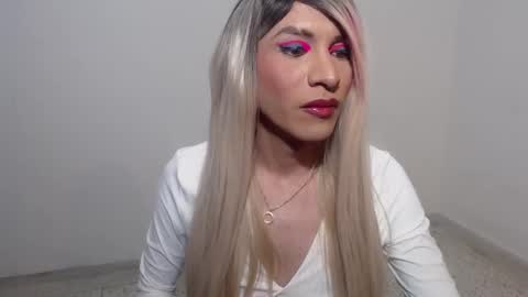 Danezka online show from December 22, 5:15 am