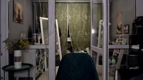 Snapshot of hugetittiesgerda chatting on February 18, 7:30 pm Gerda online show from February 18, 7:30 pm