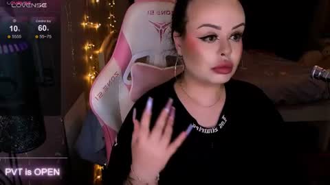 Maddison online show from July 6, 1:35 am