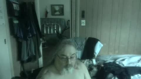 lonely huggy bear online show from June 30, 3:13 pm