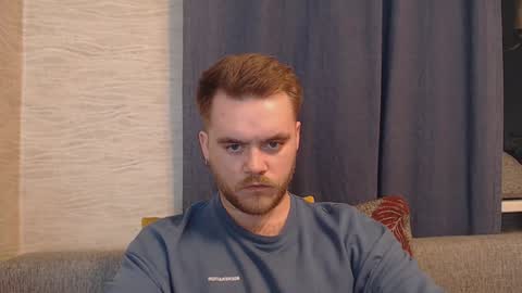 Snapshot of hugo__brad chatting on December 23, 6:48 pm Hugo online show from December 23, 6:48 pm