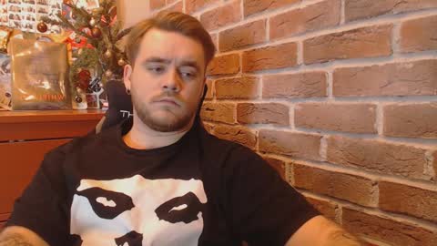 Snapshot of hugo__brad chatting on January 12, 3:14 pm Hugo online show from January 12, 3:14 pm