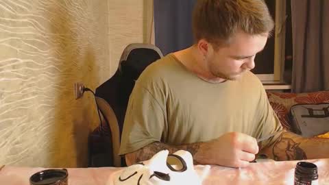 Snapshot of hugo__brad chatting on October 22, 5:13 pm Hugo online show from October 22, 5:13 pm