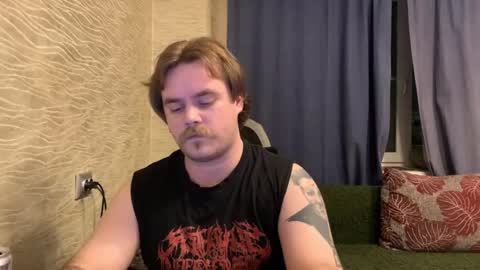 Snapshot of hugo__brad chatting on March 24, 6:57 pm Hugo online show from March 24, 6:57 pm