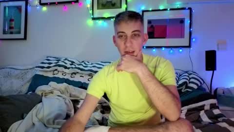 Hugo online show from December 31, 9:50 pm