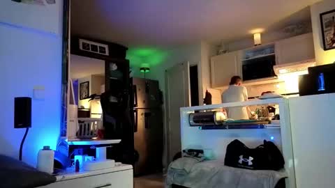 Hugo online show from September 14, 8:30 pm