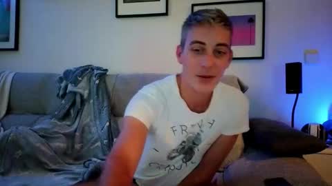 Hugo online show from October 20, 7:58 pm