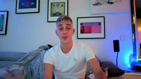 Hugo online show from November 4, 9:58 pm