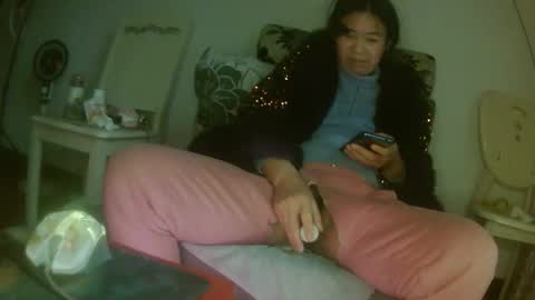 hujiajia520321431 online show from March 6, 11:34 pm