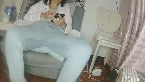 Snapshot of hujiajia520321431 chatting on April 2, 11:52 am hujiajia520321431 online show from April 2, 11:52 am
