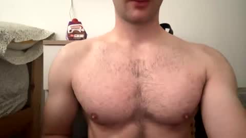 hung_college01 online show from November 4, 12:15 pm