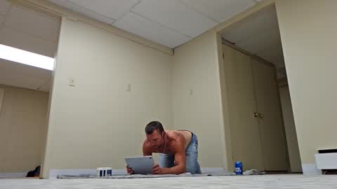 hunganhorny88 online show from May 5, 4:53 am