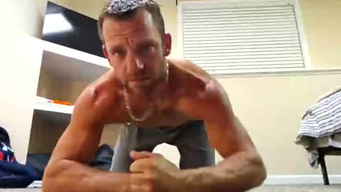 hunganhorny88 online show from May 31, 4:42 am