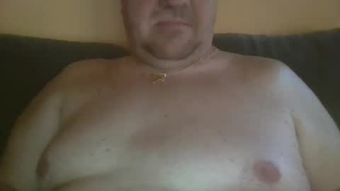 vastagfasz magyar apuci online show from May 31, 6:10 am