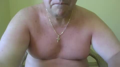 vastagfasz magyar apuci online show from June 26, 9:46 am