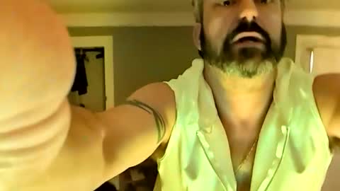 hungitalian40 online show from May 9, 1:38 pm