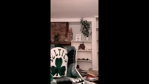 hungitalian40 online show from May 23, 8:24 pm