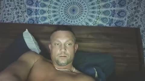 hunglikeray2286 online show from March 29, 7:08 am