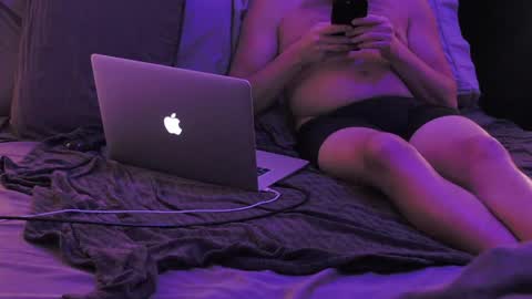 Snapshot of hungm4fun101 chatting on March 22, 11:52 pm hungm4fun101 online show from March 22, 11:52 pm