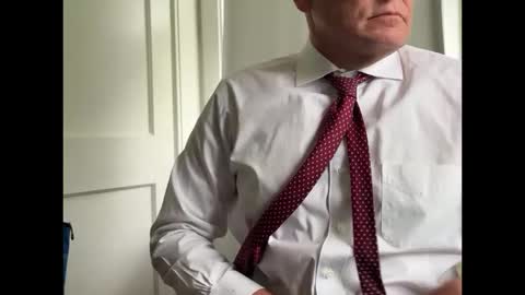 Snapshot of hungron9 chatting on October 14, 3:24 pm AARON online show from October 14, 3:24 pm