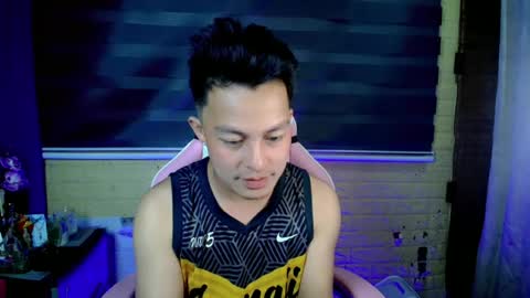 Snapshot of hunk_danny chatting on July 5, 9:33 pm hunk_danny online show from July 5, 9:33 pm