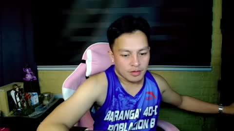 Snapshot of hunk_danny chatting on July 12, 10:17 am hunk_danny online show from July 12, 10:17 am