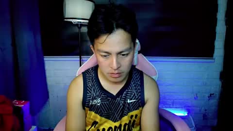 Snapshot of hunk_danny chatting on July 28, 4:27 pm hunk_danny online show from July 28, 4:27 pm
