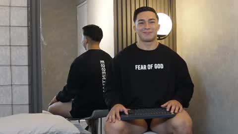 hunk_ryan online show from March 6, 12:09 pm
