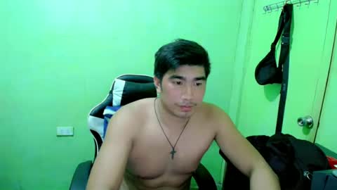 Snapshot of hunkfireman chatting on June 16, 1:36 pm ADAM online show from June 16, 1:36 pm
