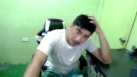 Snapshot of hunkfireman chatting on July 19, 6:28 am ADAM online show from July 19, 6:28 am
