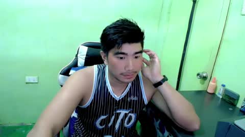 Snapshot of hunkfireman chatting on July 29, 1:37 am ADAM online show from July 29, 1:37 am