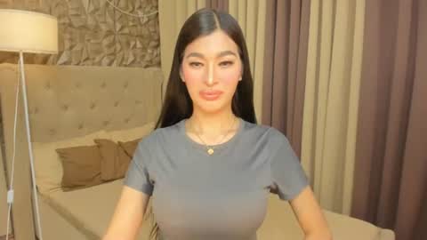 hunkhomerontop online show from June 29, 8:31 am