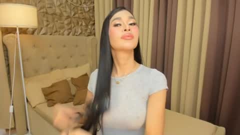 hunkhomerontop online show from July 13, 8:39 am