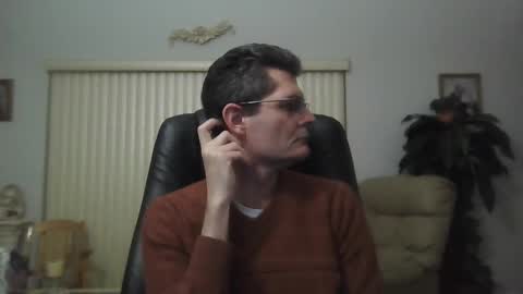 hunkmasclefad458 online show from February 25, 5:41 am