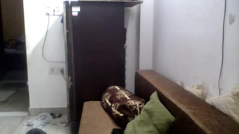 Snapshot of hunkster102 chatting on November 8, 12:05 pm hunkster102 online show from November 8, 12:05 pm