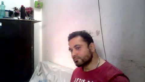 Snapshot of hunkster102 chatting on April 12, 10:09 am hunkster102 online show from April 12, 10:09 am