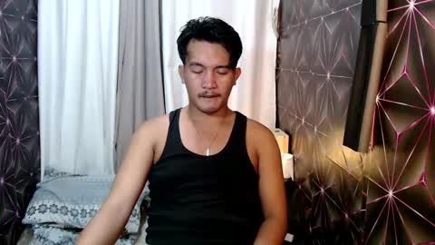 hunkylloyd online show from February 18, 3:53 am