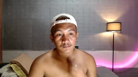 hunkylloyd online show from June 5, 1:01 am