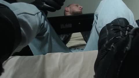 Snapshot of hunkytime chatting on March 14, 4:23 pm I AM NOT A DIRECTOR I AM THE BOSS KINGDADDYSIRSTR8ALPHAMASTER online show from March 14, 4:23 pm
