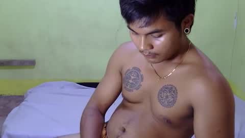 Snapshot of hunkyzeus chatting on October 14, 2:40 pm hunkyzeus online show from October 14, 2:40 pm