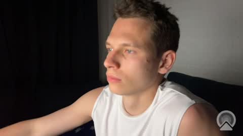 Hunter online show from May 31, 9:27 pm