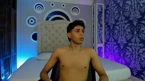 Lucas online show from May 17, 3:04 am