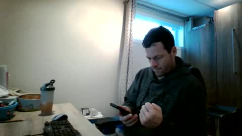 Snapshot of hurley7890 chatting on February 13, 2:13 pm hurley7890 online show from February 13, 2:13 pm