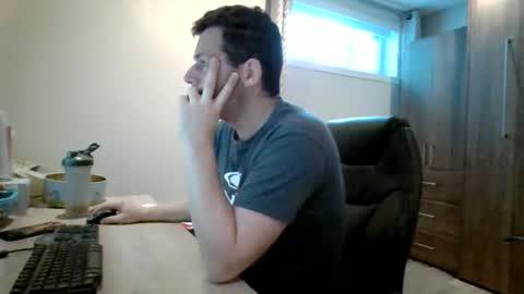Snapshot of hurley7890 chatting on February 16, 2:24 pm hurley7890 online show from February 16, 2:24 pm