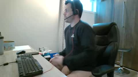 Snapshot of hurley7890 chatting on February 24, 3:10 pm hurley7890 online show from February 24, 3:10 pm
