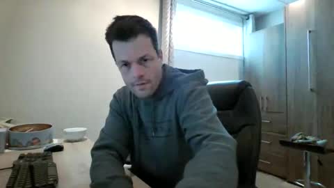 Snapshot of hurley7890 chatting on February 26, 6:18 pm hurley7890 online show from February 26, 6:18 pm