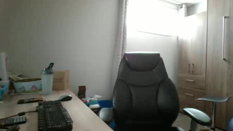 Snapshot of hurley7890 chatting on March 4, 3:40 pm hurley7890 online show from March 4, 3:40 pm