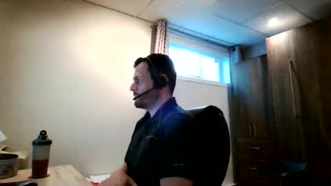 Snapshot of hurley7890 chatting on June 9, 1:01 pm hurley7890 online show from June 9, 1:01 pm