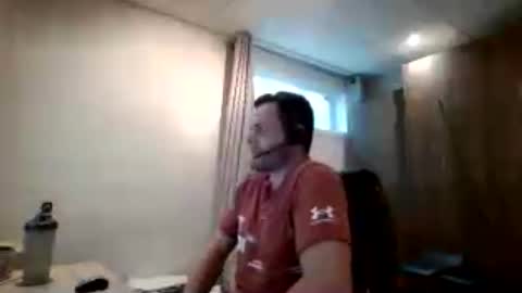Snapshot of hurley7890 chatting on June 15, 1:46 pm hurley7890 online show from June 15, 1:46 pm