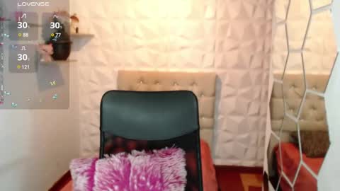 Snapshot of hurremcan_ chatting on January 18, 5:04 pm Hurrem online show from January 18, 5:04 pm